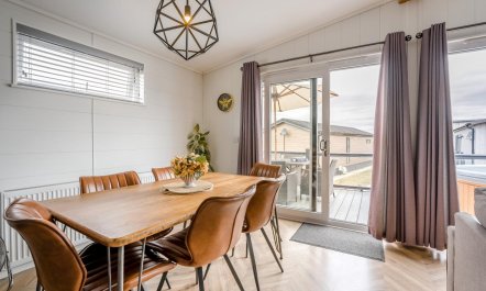 3 Bed in Bredons Hardwick 2