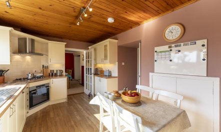 3 Bed in Stirling 8