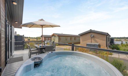 3 Bed in Bredons Hardwick