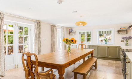 7 Bed in Lobb 9