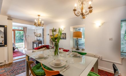 3 Bed in Fairlight 6