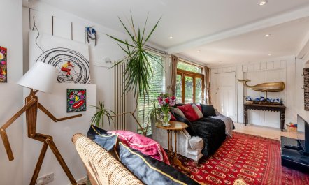 3 Bed in Fairlight 9