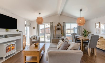 2 Bed in Bredons Hardwick 1