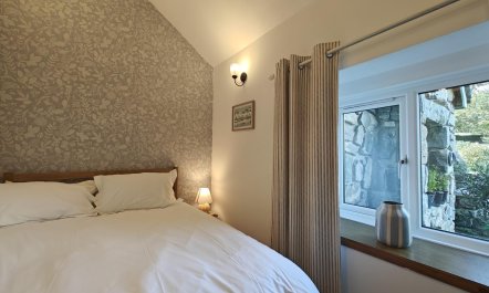 2 Bed in Caernarfon 8