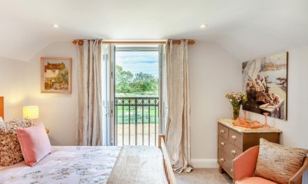 2 Bed in East Brent 4