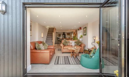 2 Bed in East Brent 1