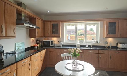 4 Bed in Southgate 3