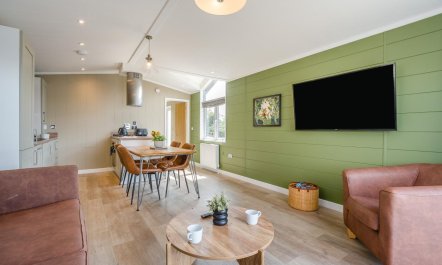 2 Bed in Bredons Hardwick 1