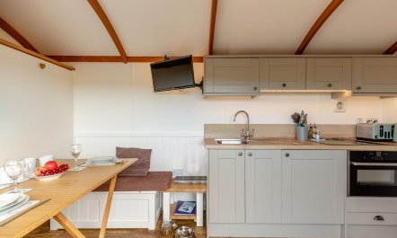 1 Bed in St Austell 5