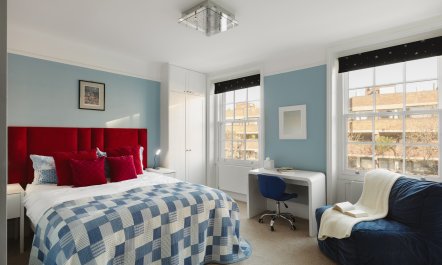 Life in Pimlico 9