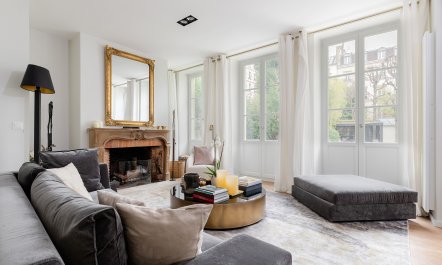 Panthéon Poolside 7