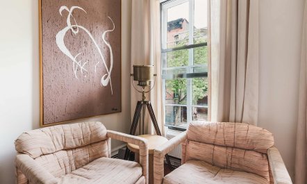 West Village Wonder 8