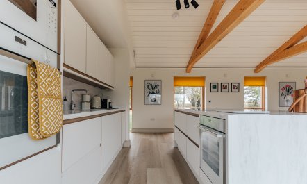Riverside Bungalow 9