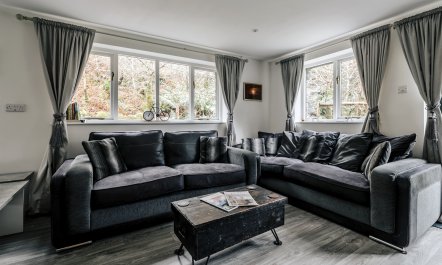 Fronwen Lodge 2