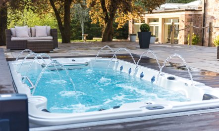 Sunshine on The Esk 0