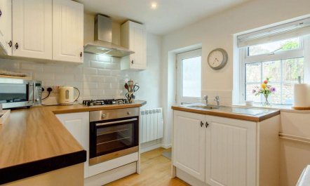 1 Bed in Eastbourne 5