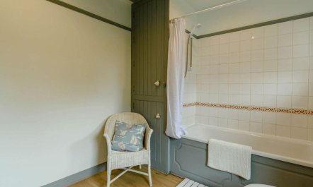 1 Bed in Eastbourne 7