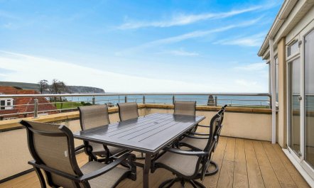 4 Bed in Swanage 2