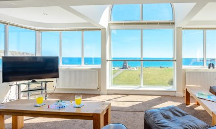 4 Bed in Swanage