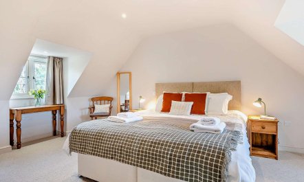 3 Bed in Cheltenham 9