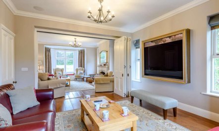 6 Bed in Ringwood 4