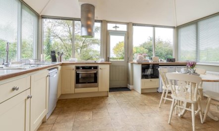 2 Bed in Scarborough 9