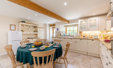 3 Bed in Buxton 2