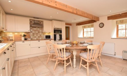 3 Bed in Buxton 7