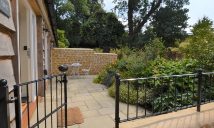 1 Bed in Stoke Abbott