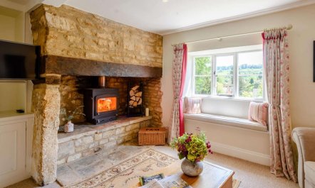 2 Bed in Moreton-in-marsh 2