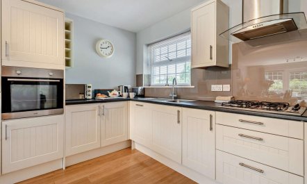 2 Bed in Cosheston 7