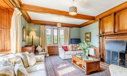 8 Bed in Rugeley 1
