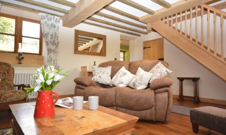1 Bed in Lydney 4