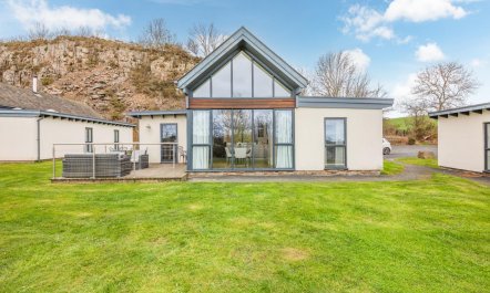 3 Bed in Bamburgh 1