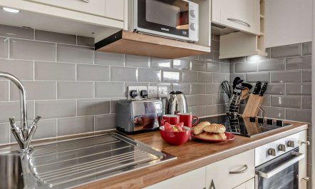 1 Bed in Saundersfoot 7