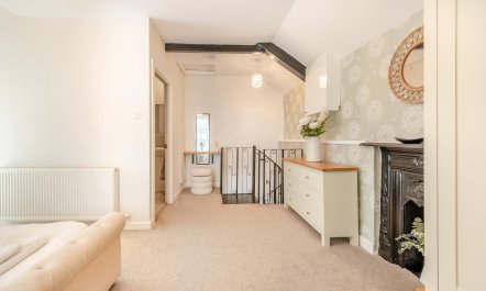 1 Bed in Tenby 9