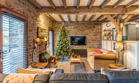 2 Bed in Brecon 2