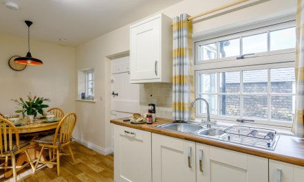 2 Bed in Alford 3
