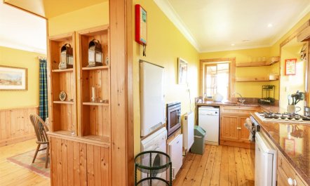 2 Bed in Tighnabruaich 7