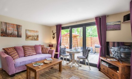 1 Bed in Lymington 9