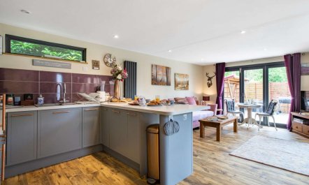 1 Bed in Lymington 3