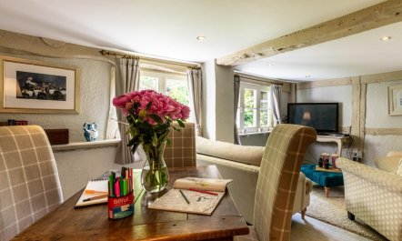 6 Bed in Lymington 6