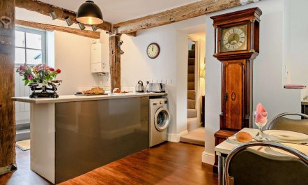 3 Bed in St. Ives 9