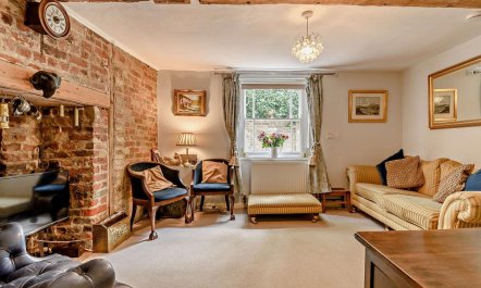 3 Bed in St. Ives 2