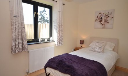 3 Bed in Weymouth 9