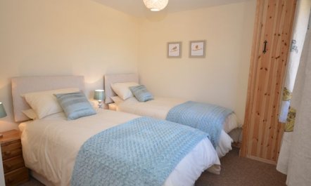3 Bed in Weymouth 8