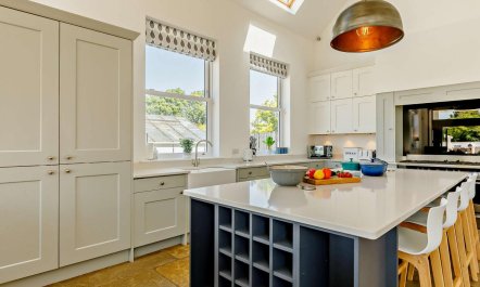 6 Bed in Taunton 8