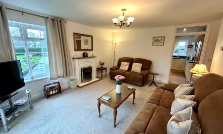 2 Bed in Pembroke 4