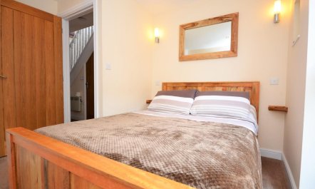 3 Bed in Narberth 7