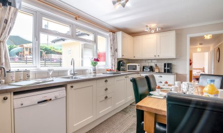 3 Bed in Brecon 7